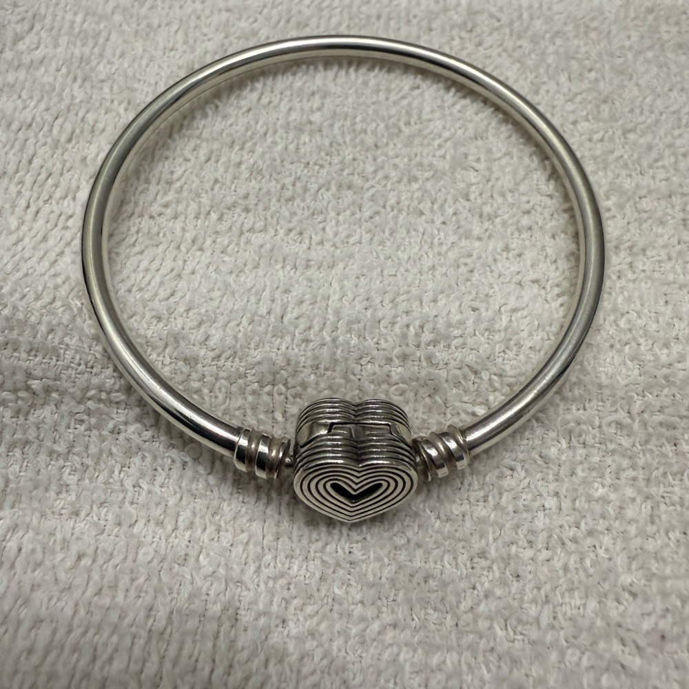 Pandora Silver Heart Charm Bangle